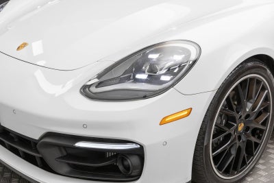 2023 Porsche Panamera 4
