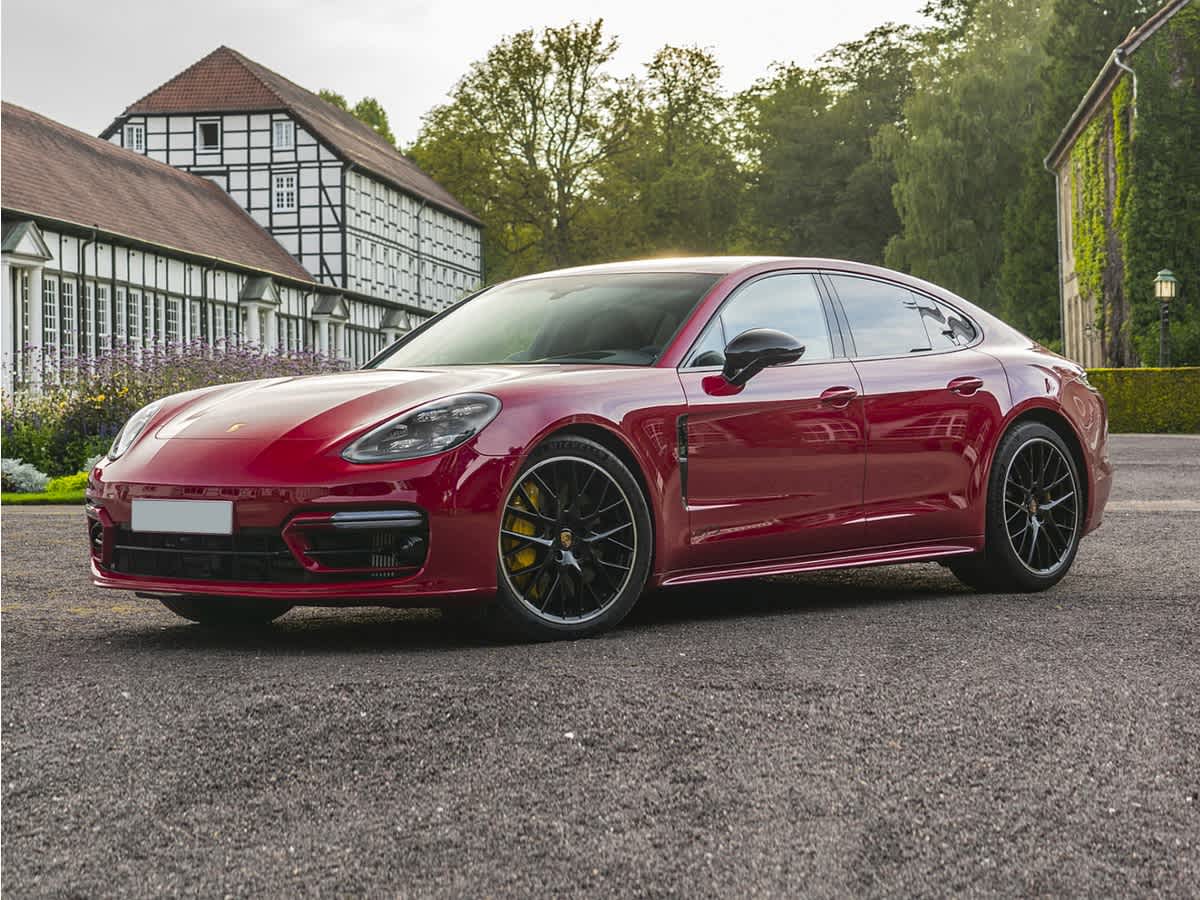 2023 Porsche Panamera 4