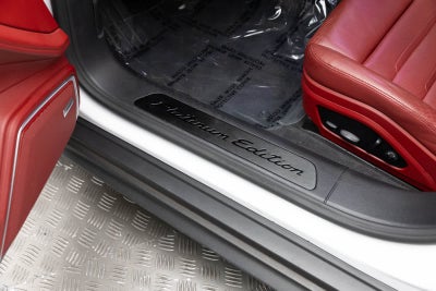 2023 Porsche Panamera 4