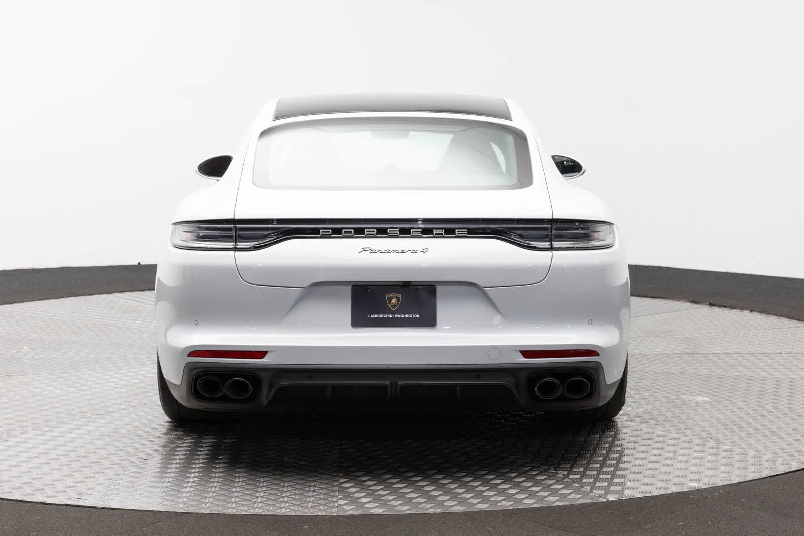 2023 Porsche Panamera 4