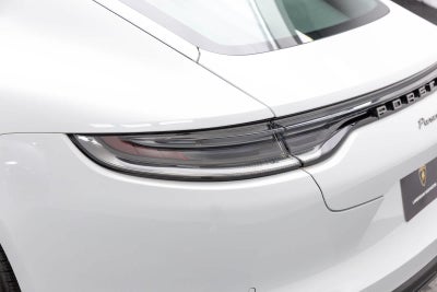 2023 Porsche Panamera 4