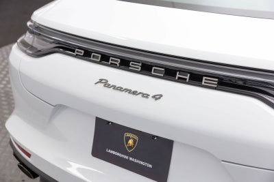 2023 Porsche Panamera 4