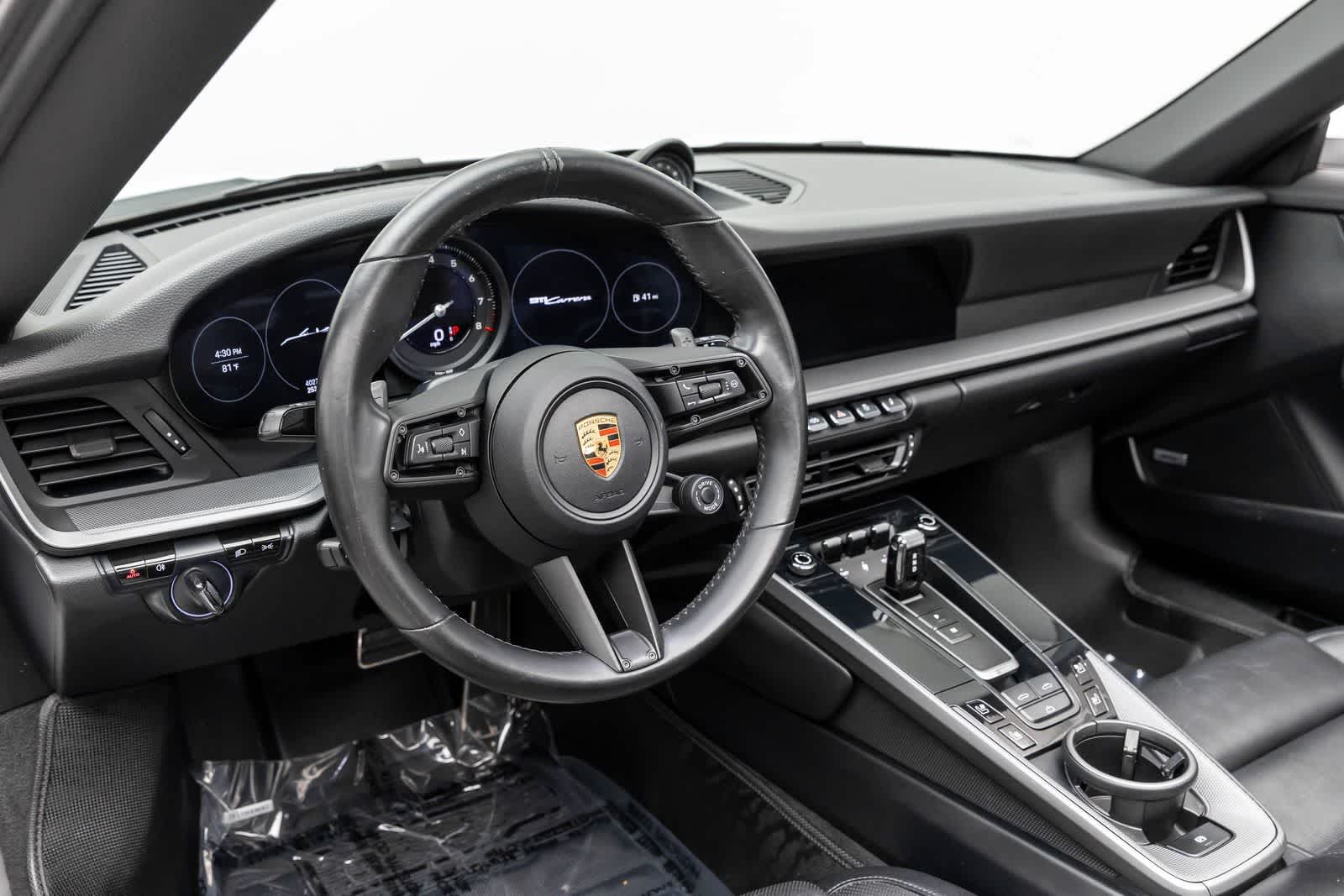 2020 Porsche 911 Carrera