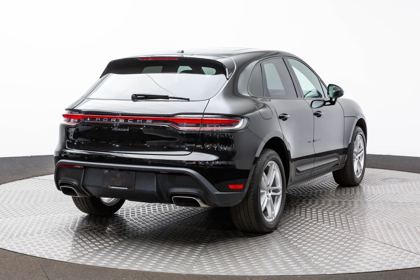 2022 Porsche Macan AWD