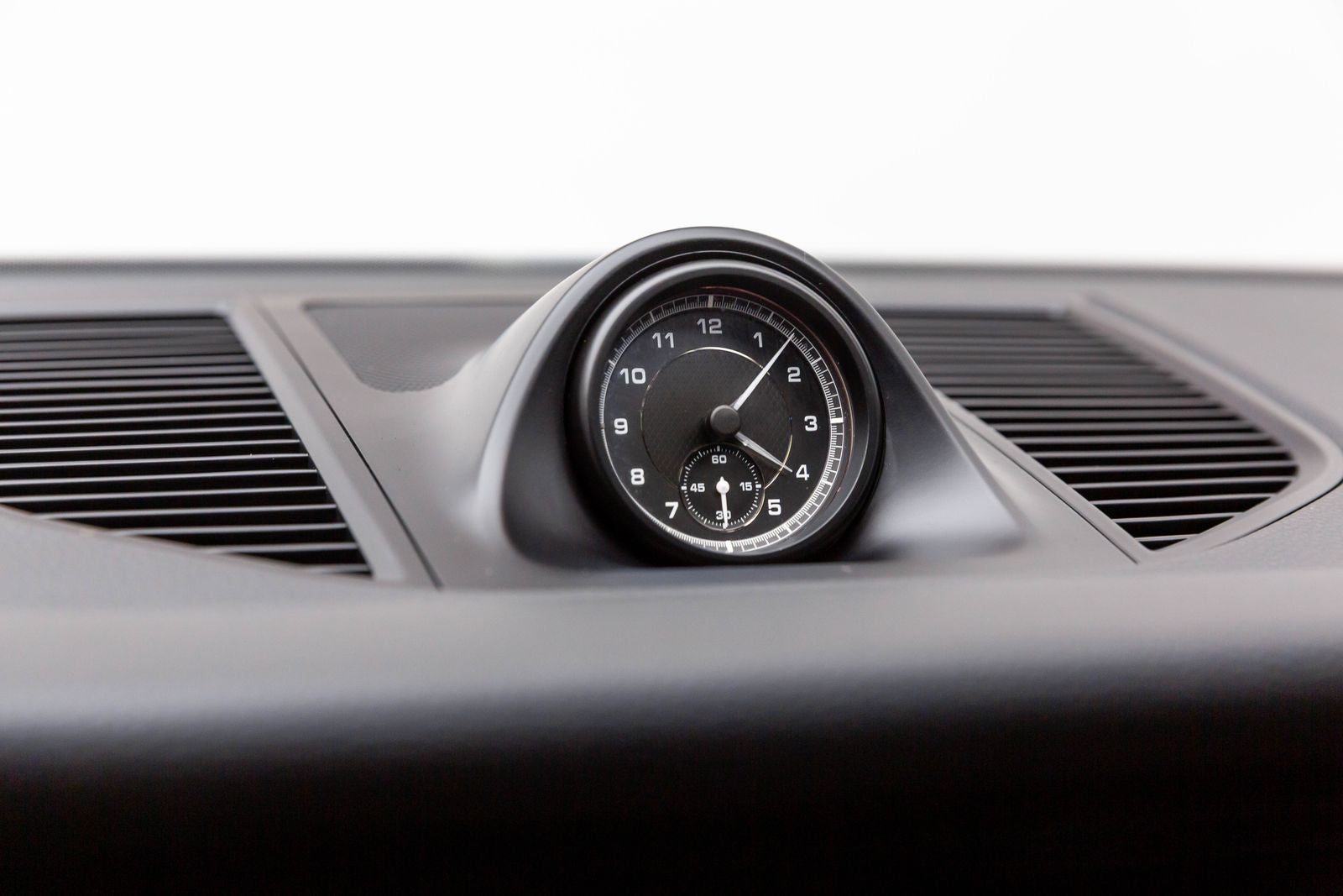 2022 Porsche Macan AWD