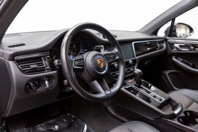2022 Porsche Macan AWD