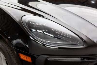 2022 Porsche Macan AWD