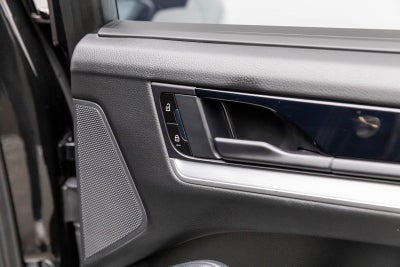 2024 Porsche Cayenne S E-Hybrid