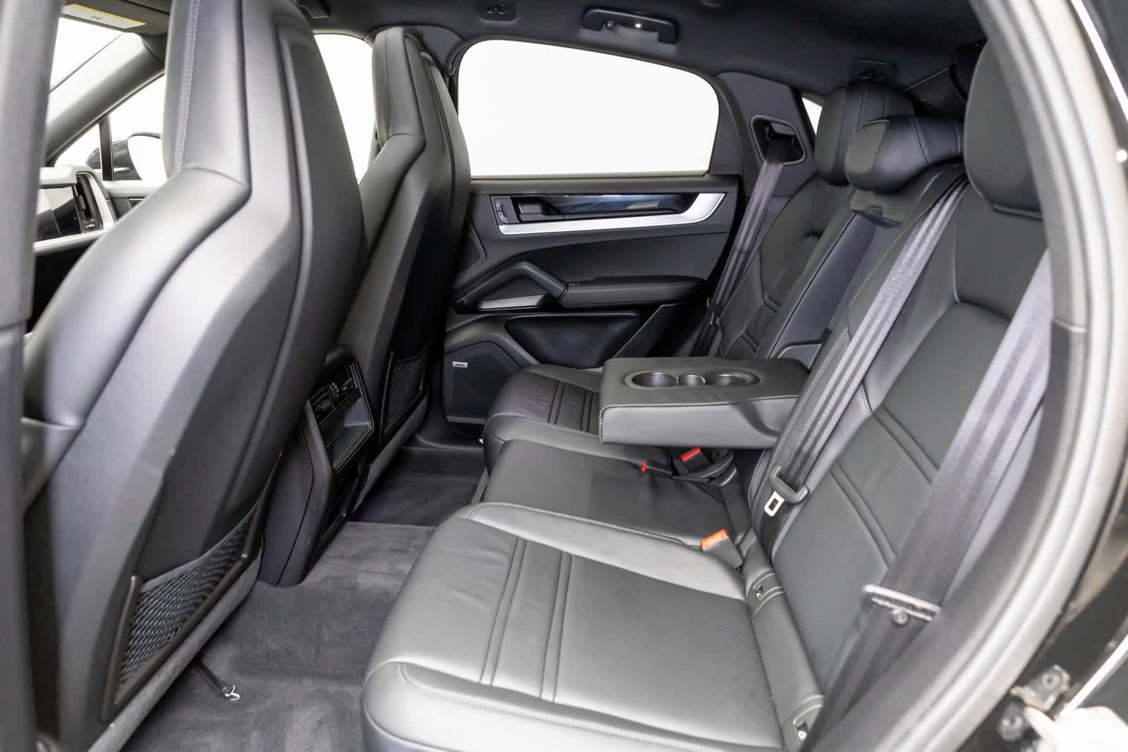 2024 Porsche Cayenne S E-Hybrid