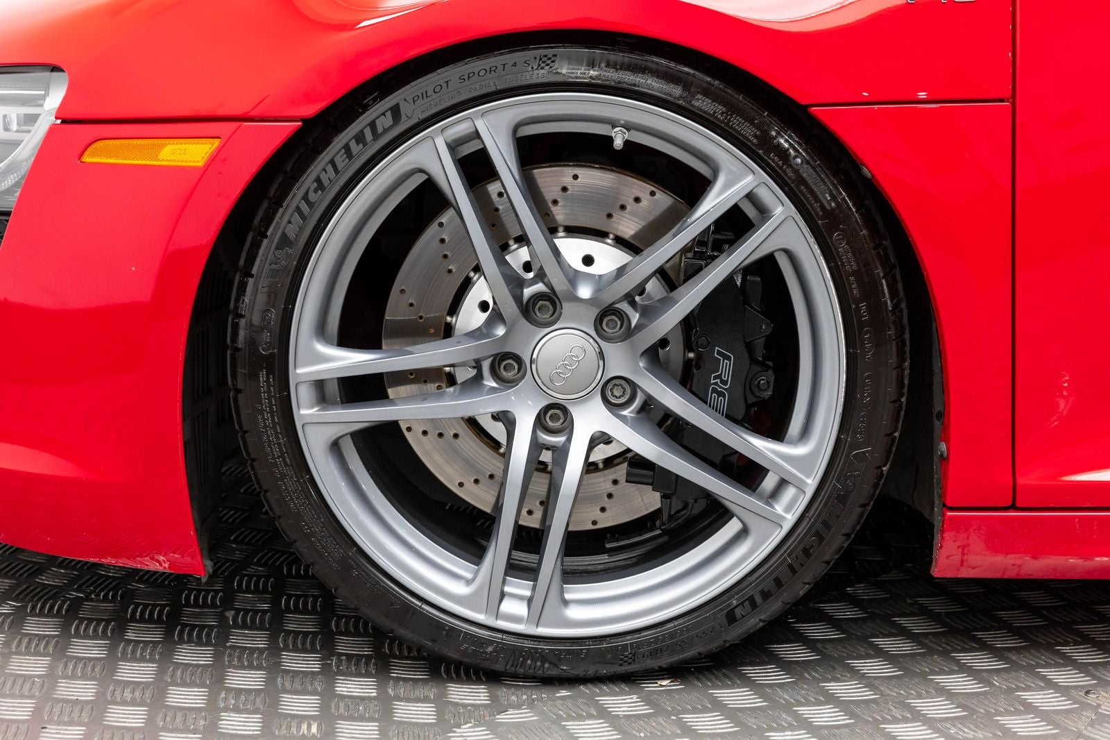 2011 Audi R8 5.2L