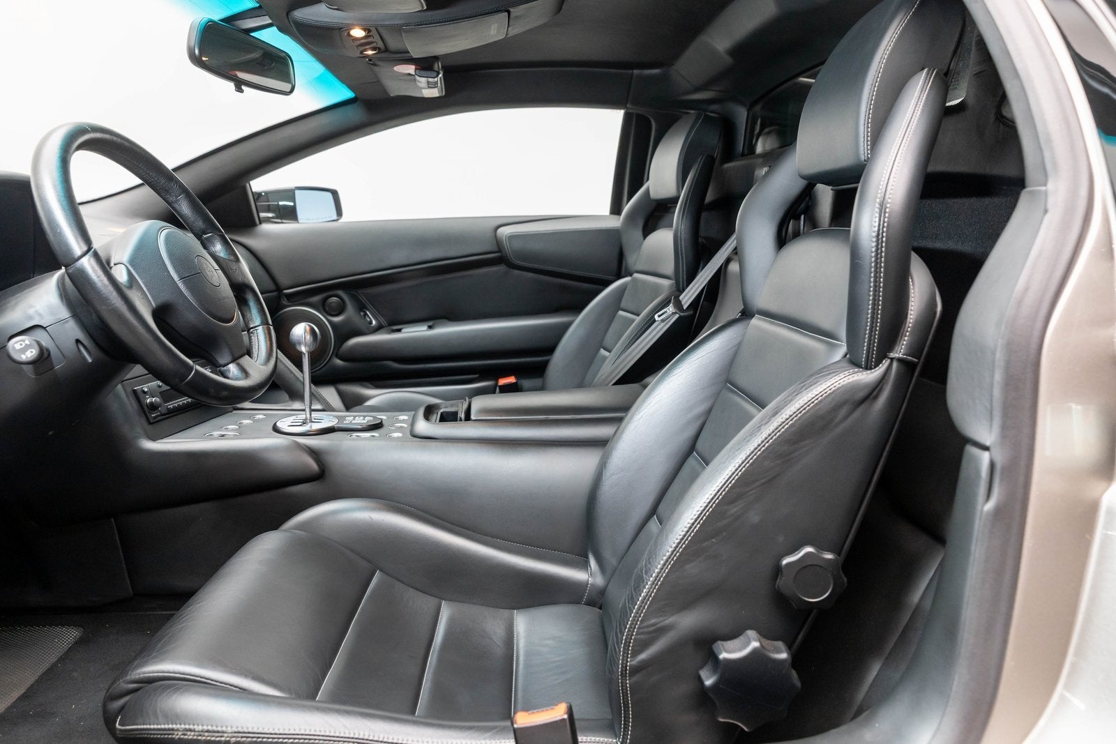 2003 Lamborghini Murcielago 6.2L 2dr Coupe