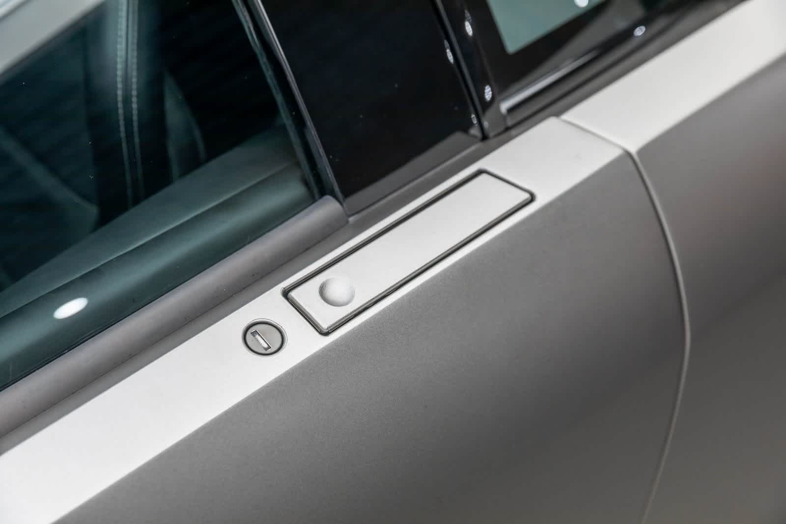 2003 Lamborghini Murcielago 6.2L 2dr Coupe