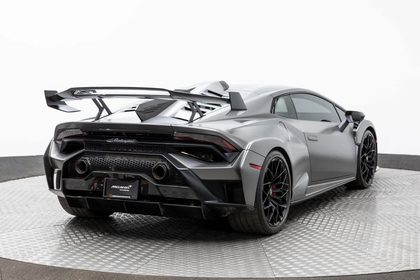 2022 Lamborghini Huracan STO Coupe