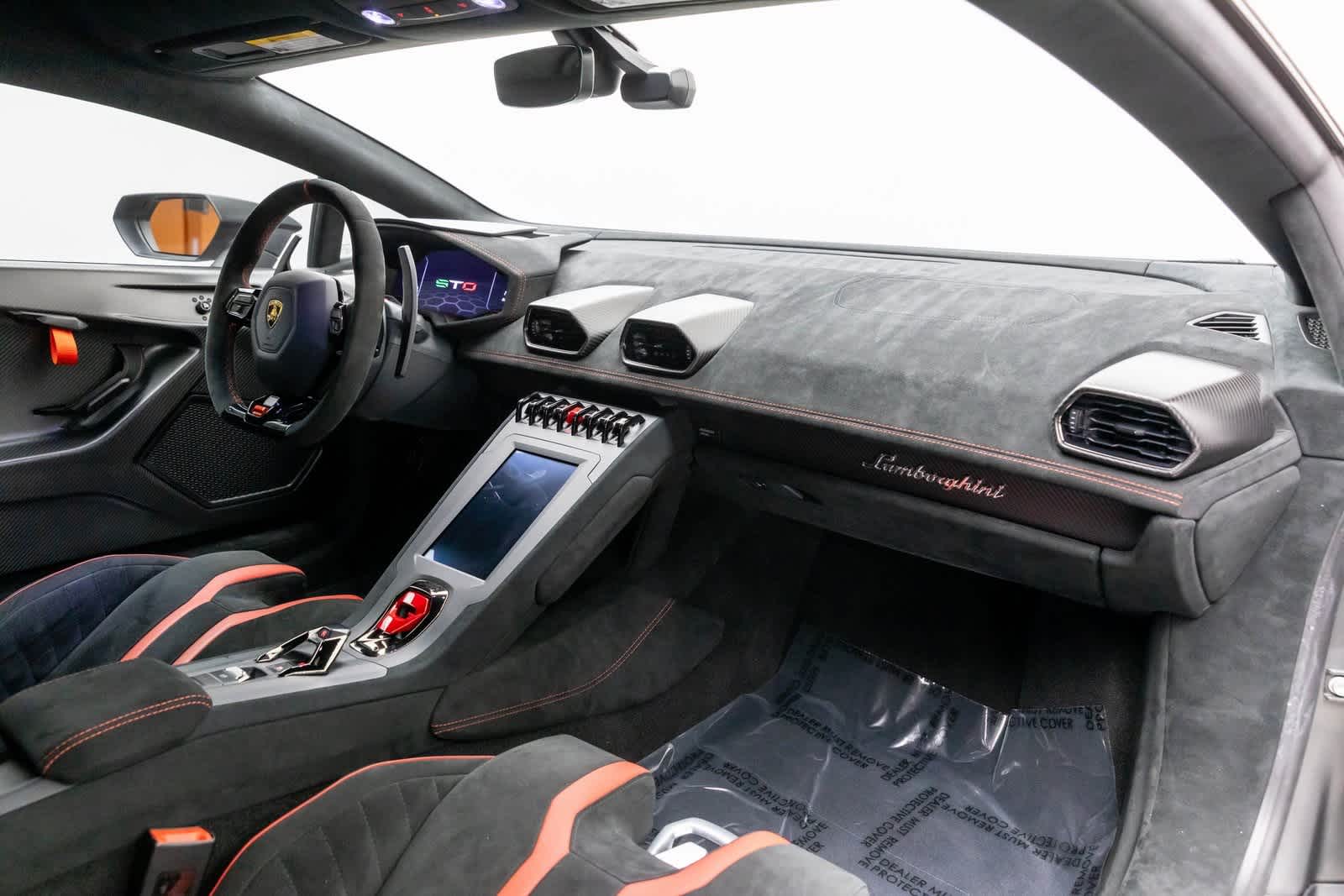 2022 Lamborghini Huracan STO Coupe