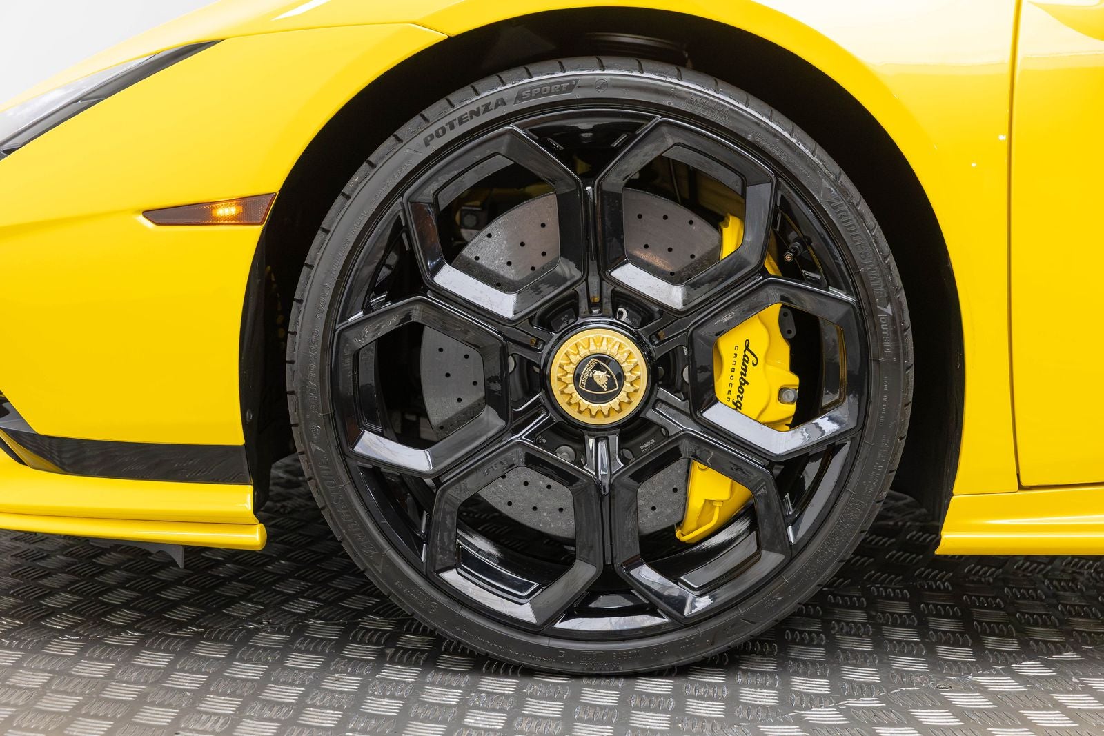 2023 Lamborghini Huracan Tecnica Coupe