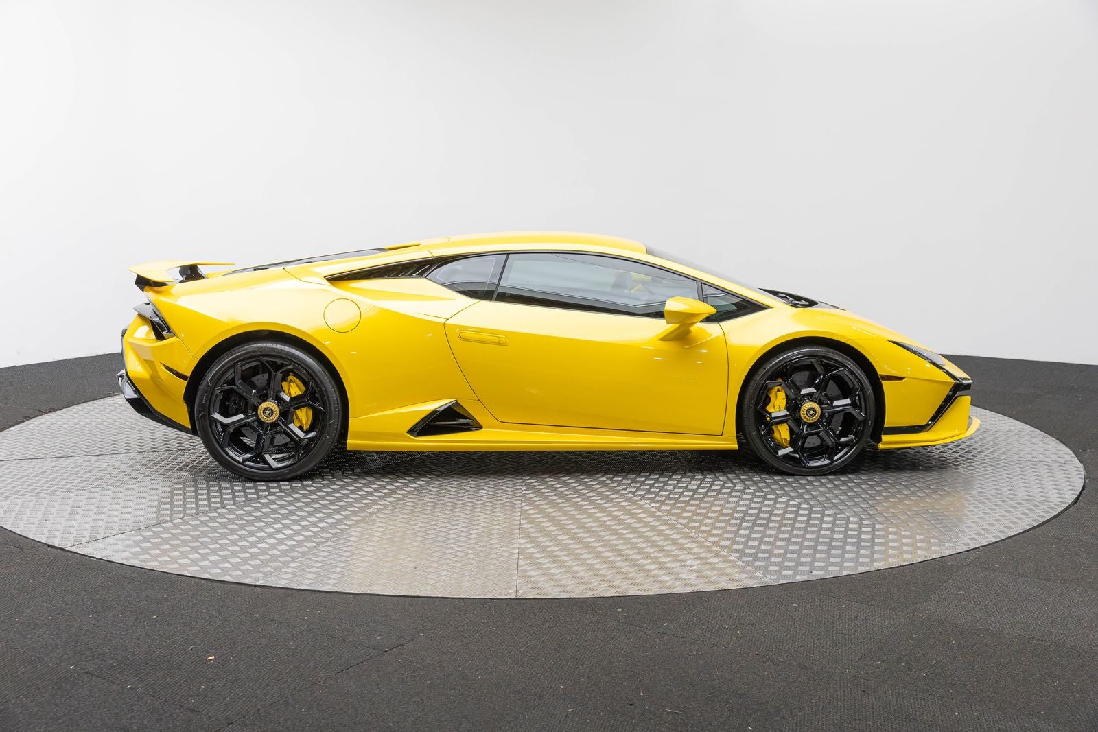 2023 Lamborghini Huracan Tecnica Coupe