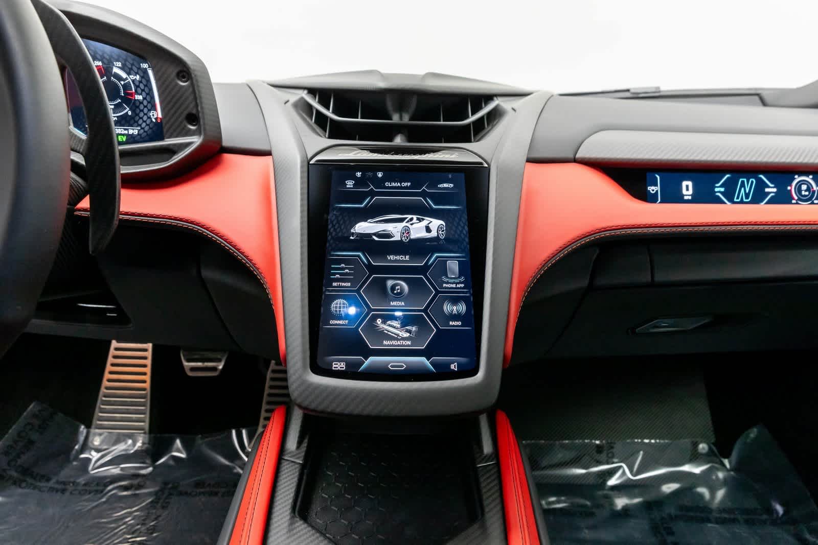 2024 Lamborghini Revuelto Coupe