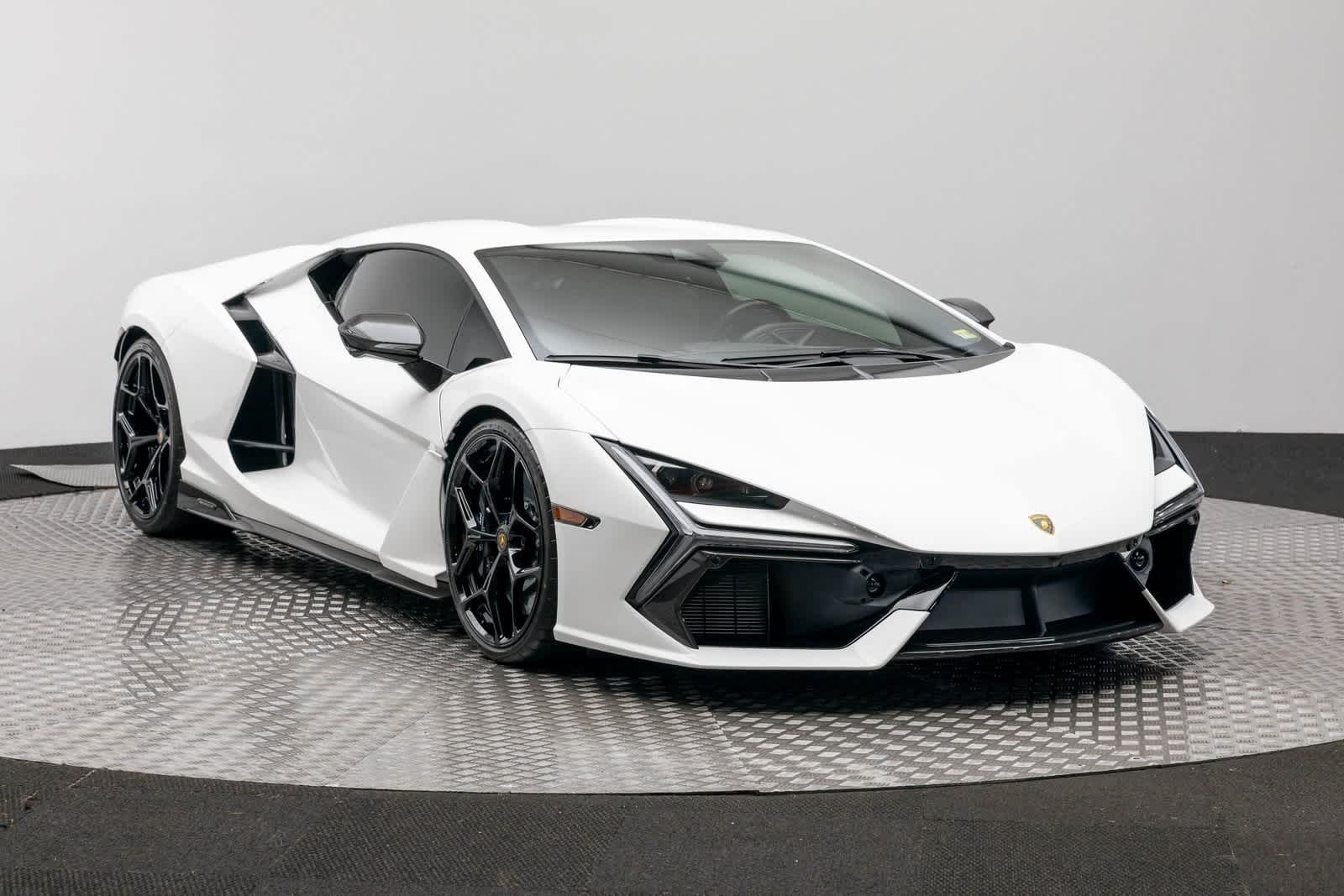 2024 Lamborghini Revuelto Coupe