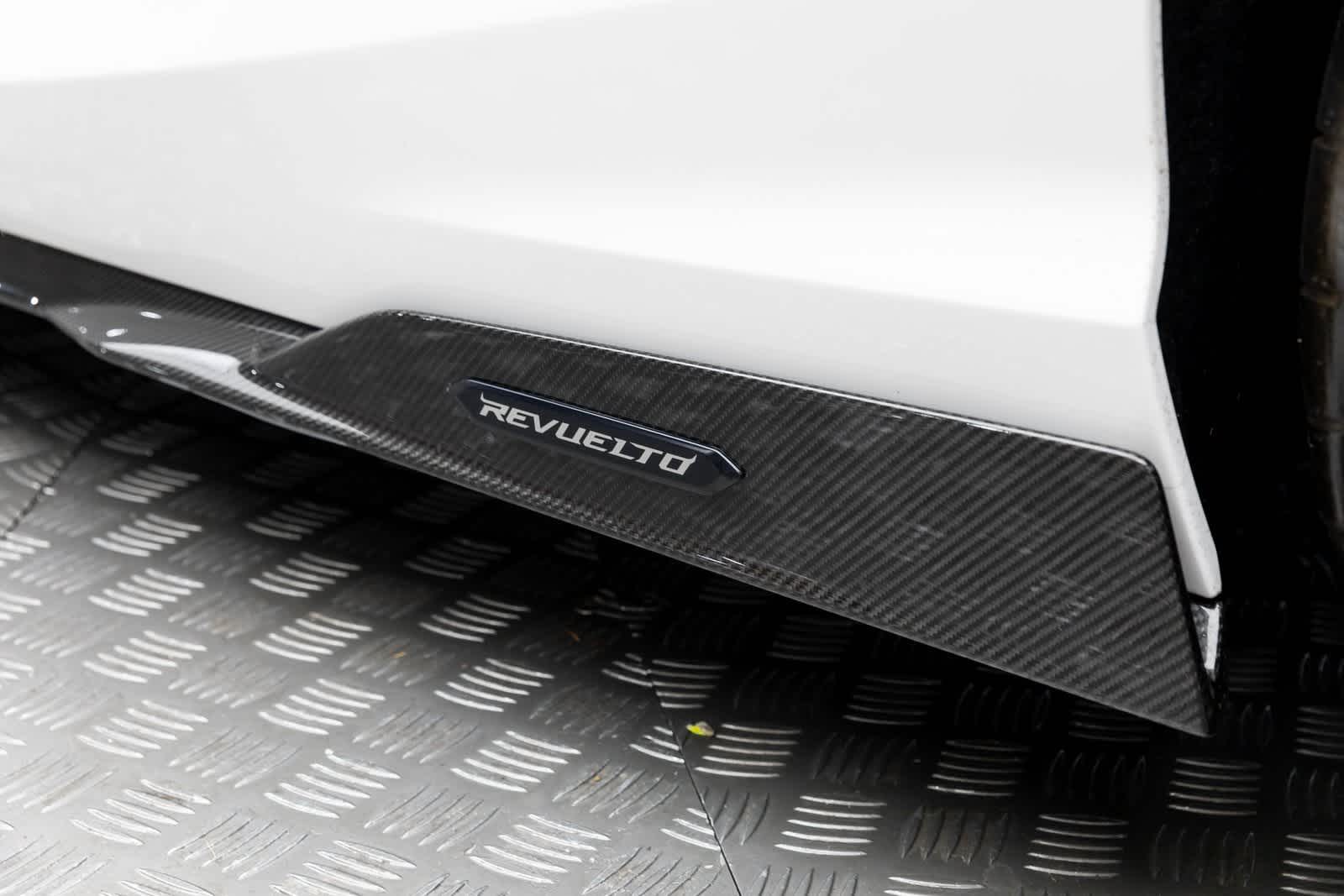 2024 Lamborghini Revuelto Coupe