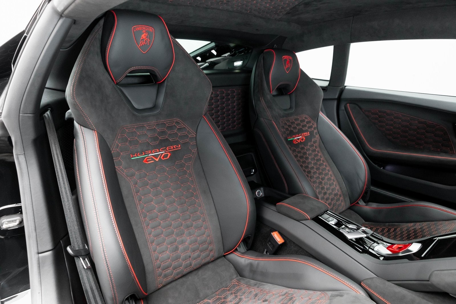 2022 Lamborghini Huracan EVO Coupe RWD