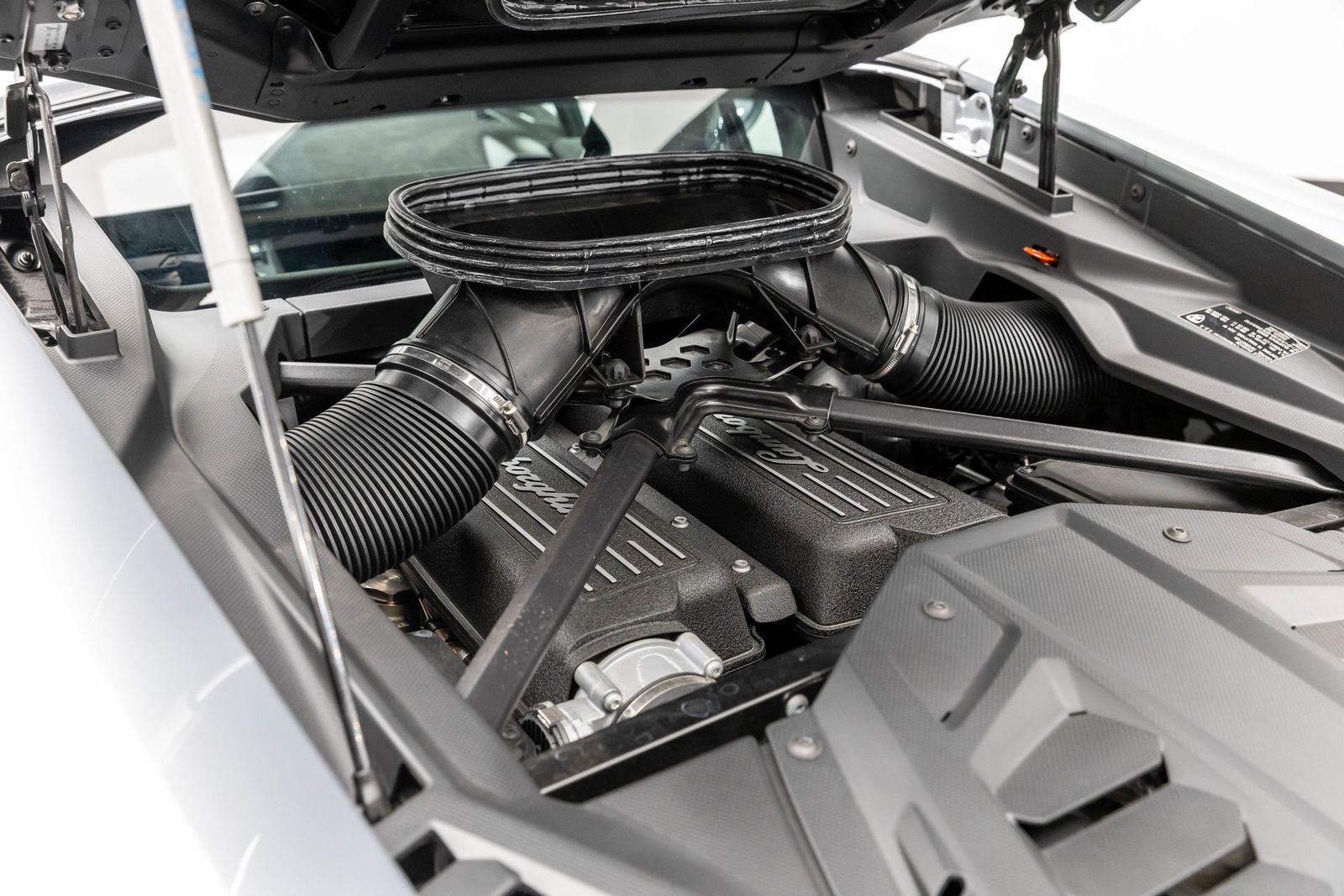 2024 Lamborghini Huracan Sterrato Coupe