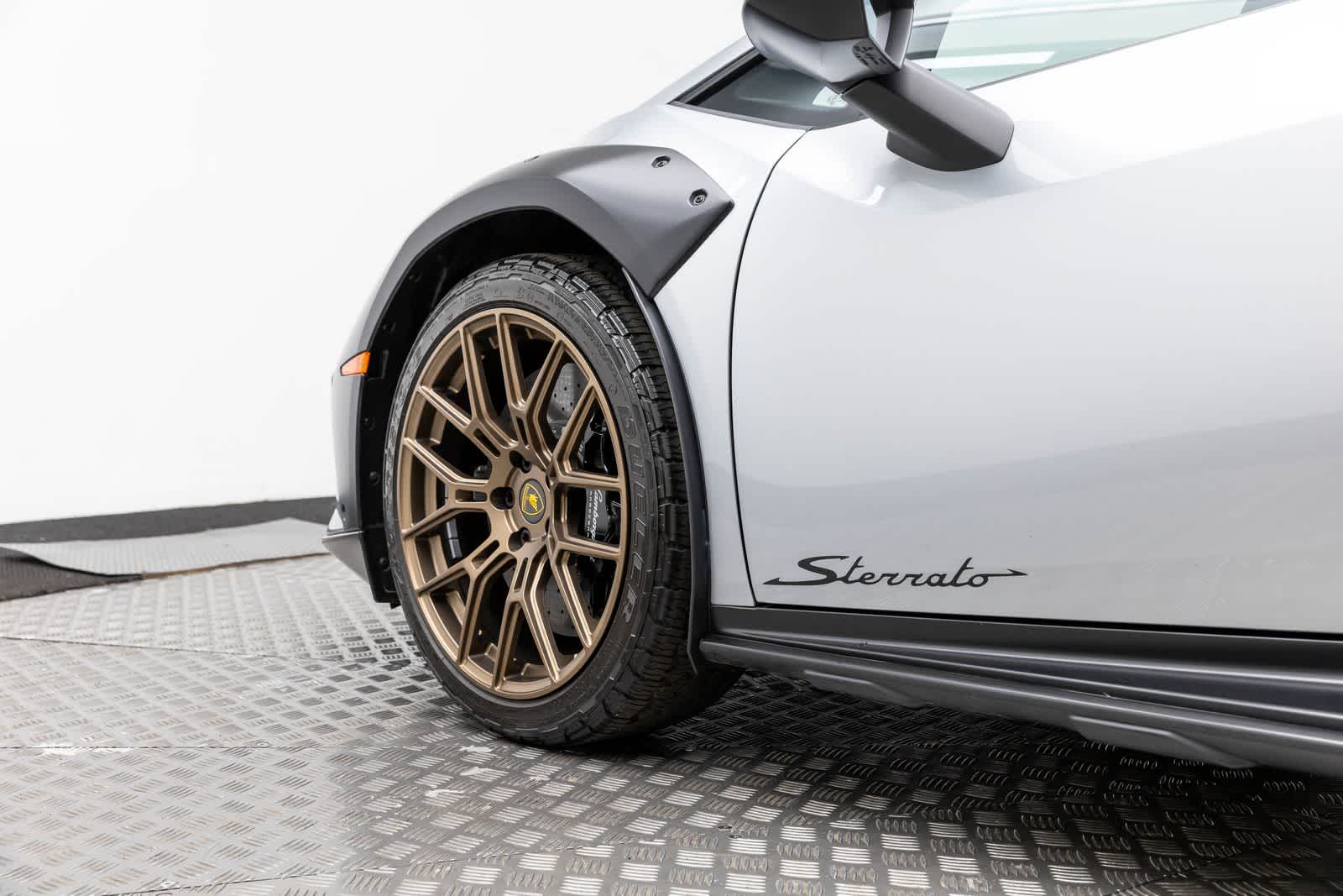 2024 Lamborghini Huracan Sterrato Coupe