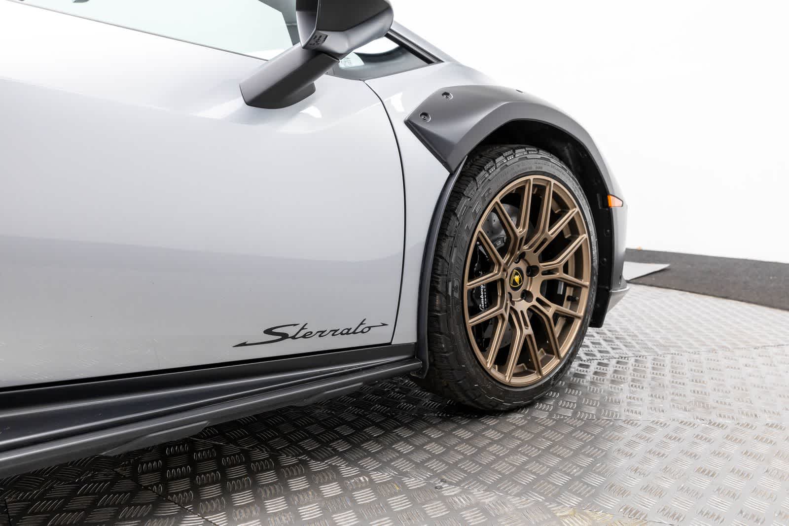 2024 Lamborghini Huracan Sterrato Coupe