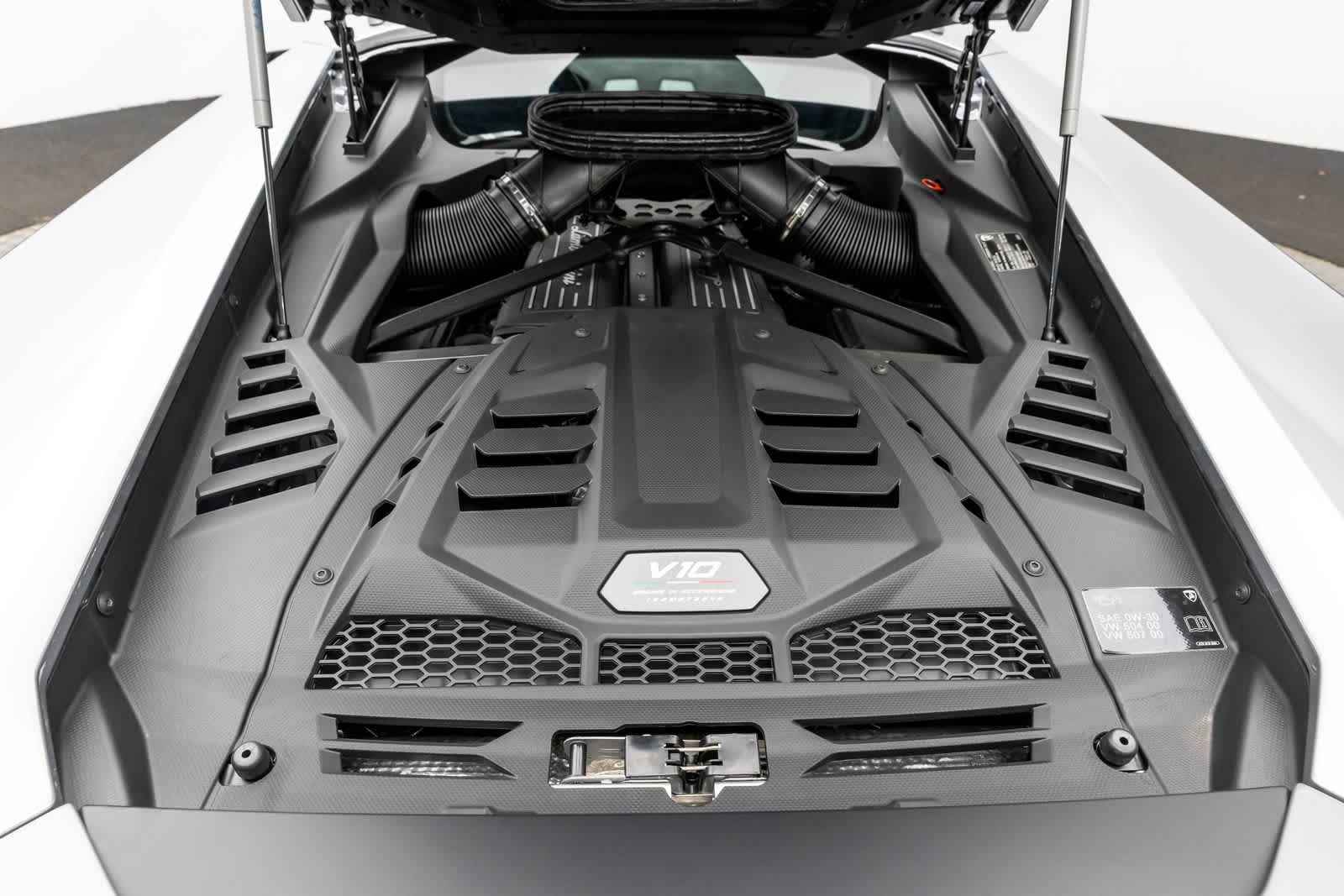 2024 Lamborghini Huracan Sterrato Coupe