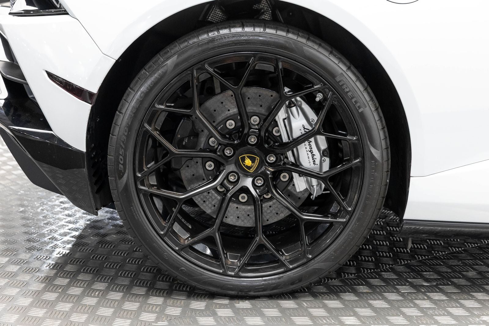 2020 Lamborghini Huracan EVO Spyder AWD