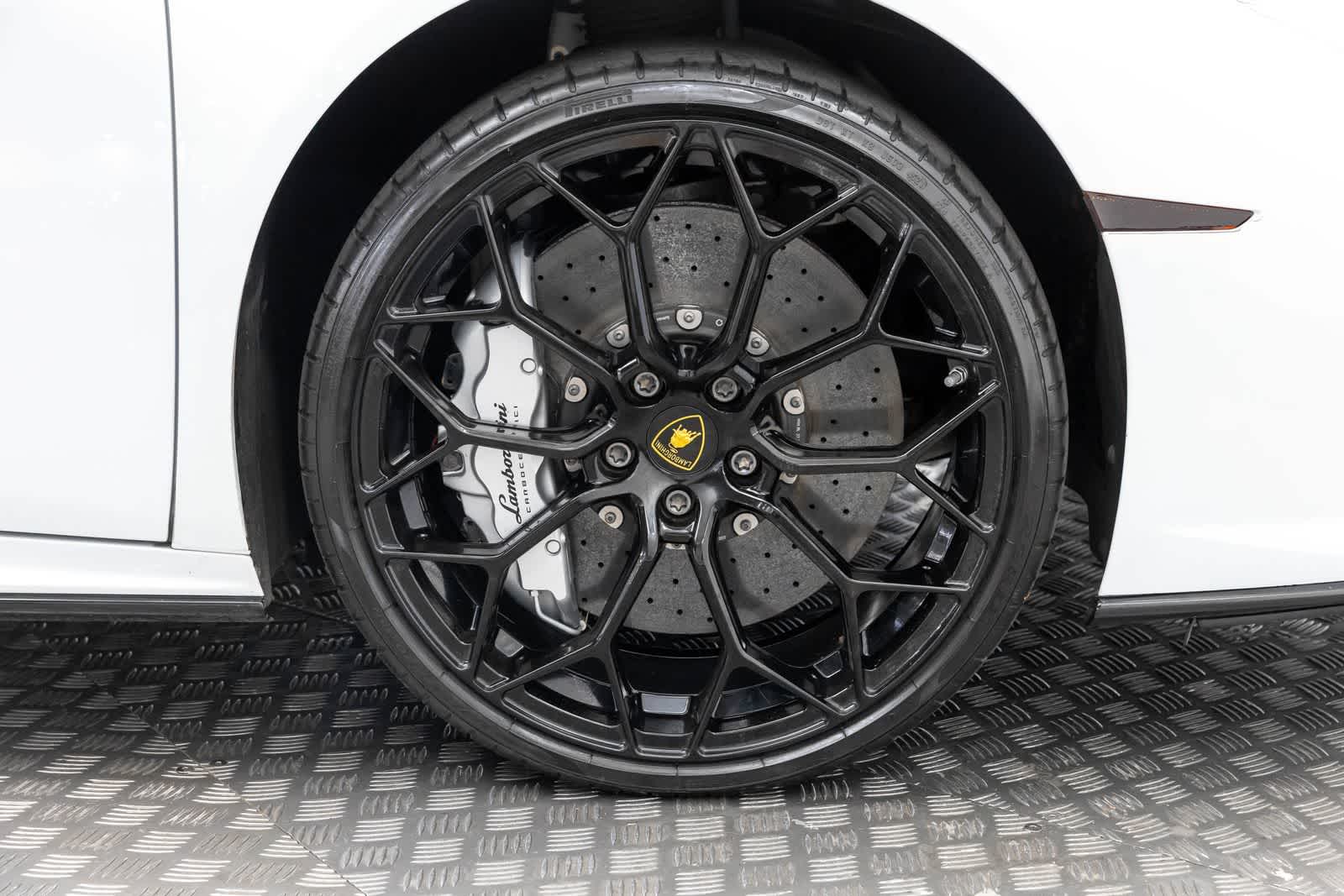 2020 Lamborghini Huracan EVO Spyder AWD