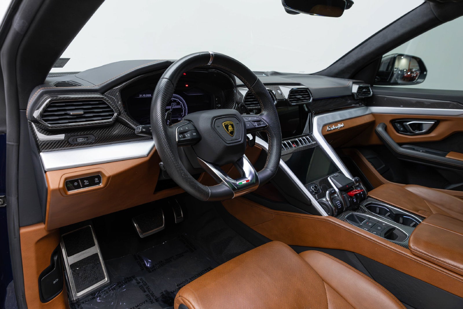 2021 Lamborghini Urus AWD