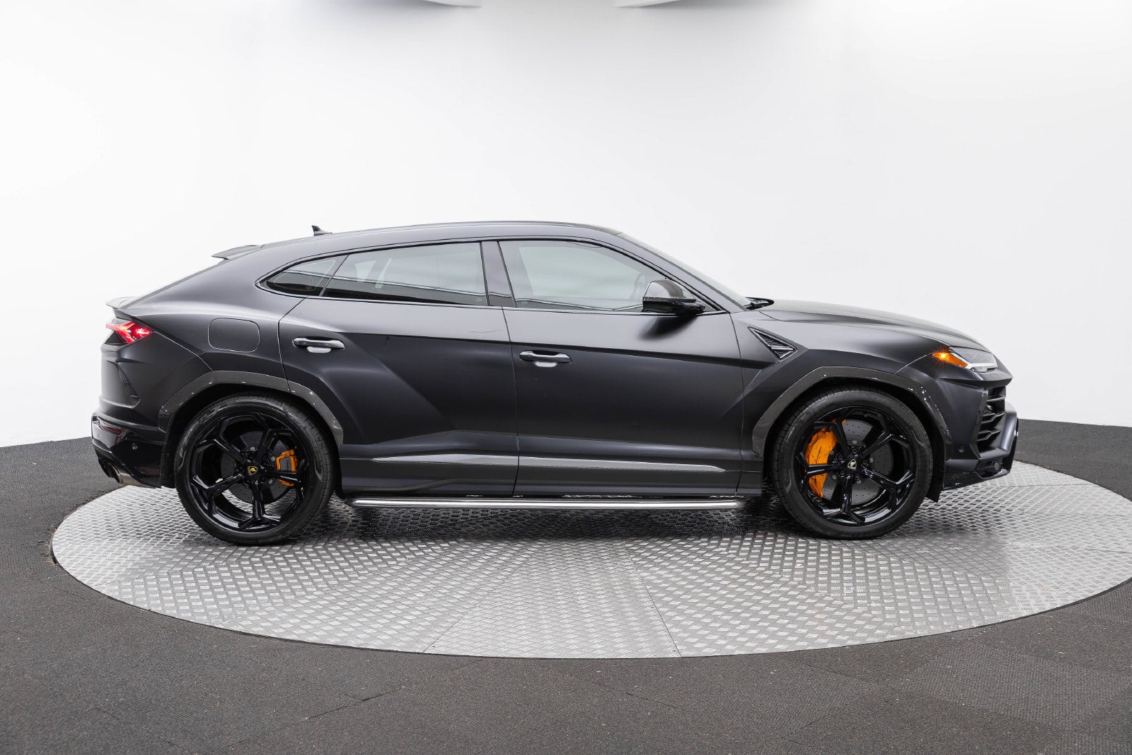 2021 Lamborghini Urus AWD