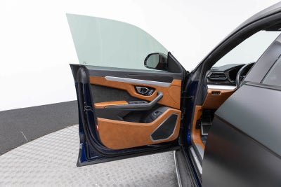 2021 Lamborghini Urus AWD
