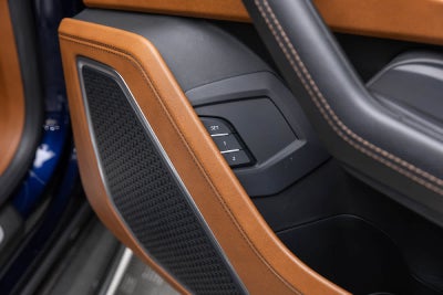 2021 Lamborghini Urus AWD