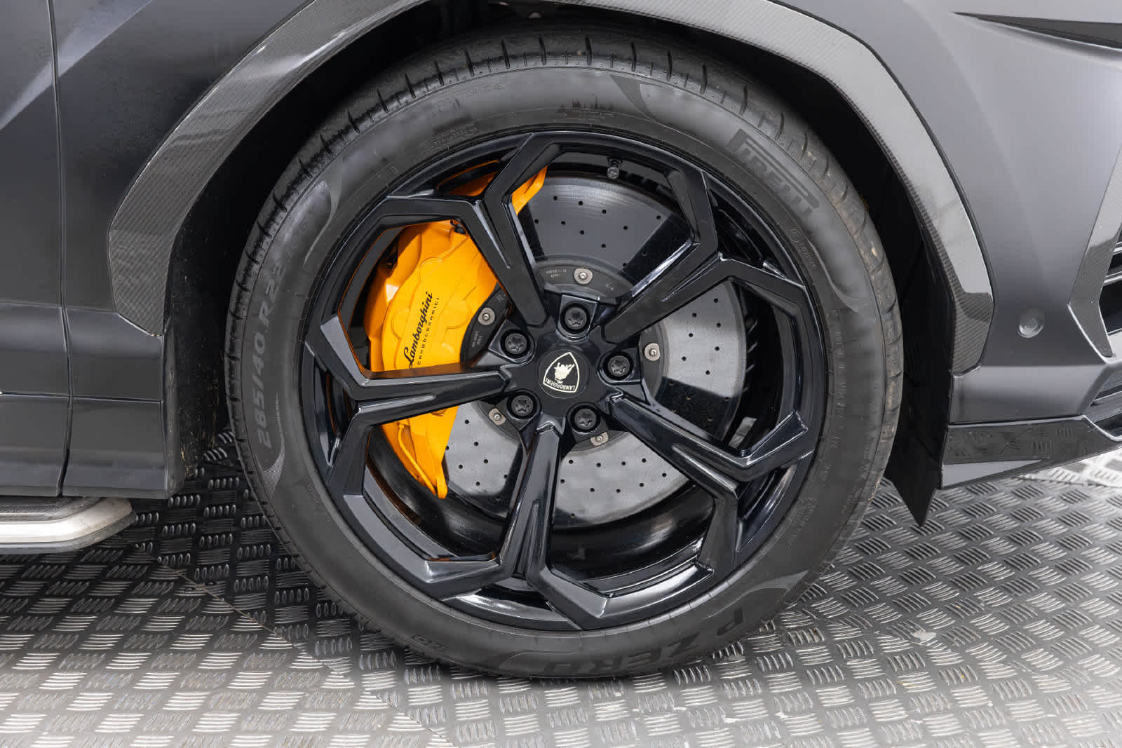 2021 Lamborghini Urus AWD
