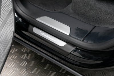 2022 Lamborghini Urus AWD