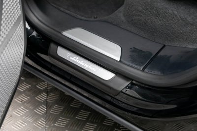 2022 Lamborghini Urus AWD