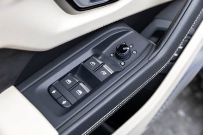 2019 Lamborghini Urus AWD