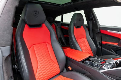 2022 Lamborghini Urus AWD