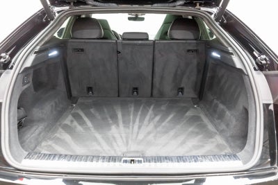 2022 Lamborghini Urus AWD