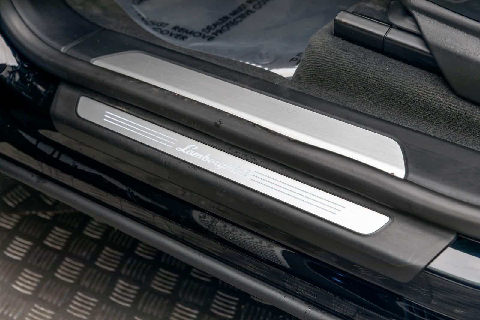 2022 Lamborghini Urus AWD