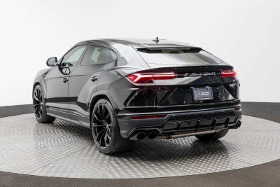 2022 Lamborghini Urus AWD