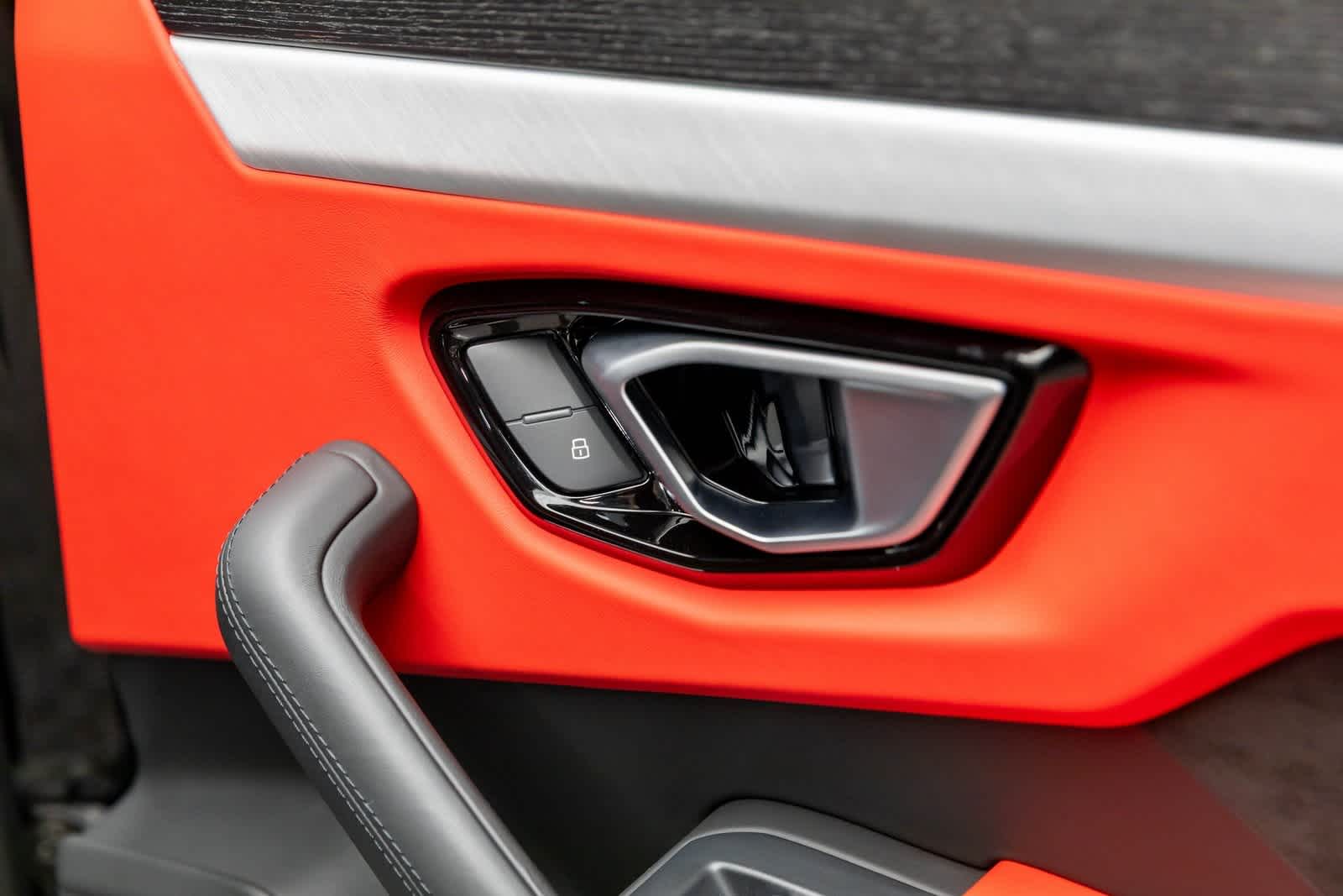 2022 Lamborghini Urus AWD