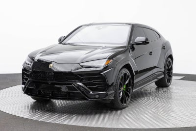 2022 Lamborghini Urus Graphite Capsule