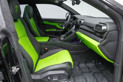 2022 Lamborghini Urus Graphite Capsule