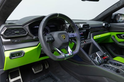 2022 Lamborghini Urus Graphite Capsule