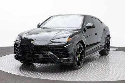 2022 Lamborghini Urus Graphite Capsule