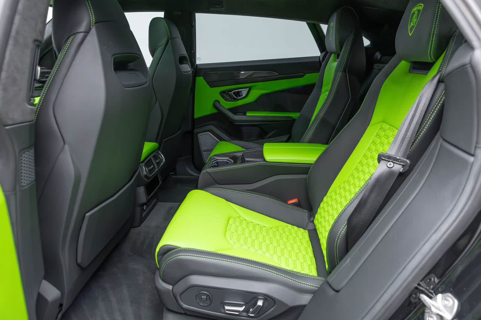 2022 Lamborghini Urus Graphite Capsule