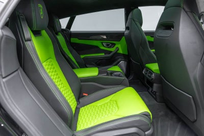 2022 Lamborghini Urus Graphite Capsule