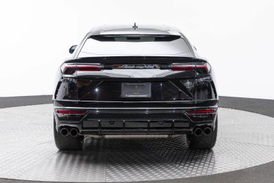 2022 Lamborghini Urus Graphite Capsule